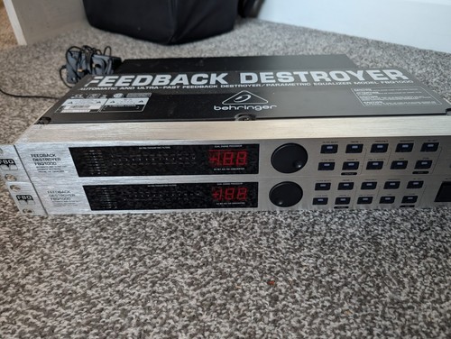 Behringer bit feedback - 24-bit,